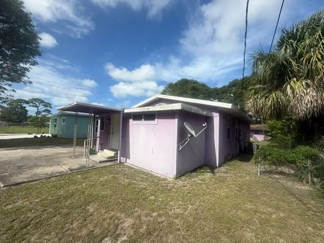 1804 S 30th S