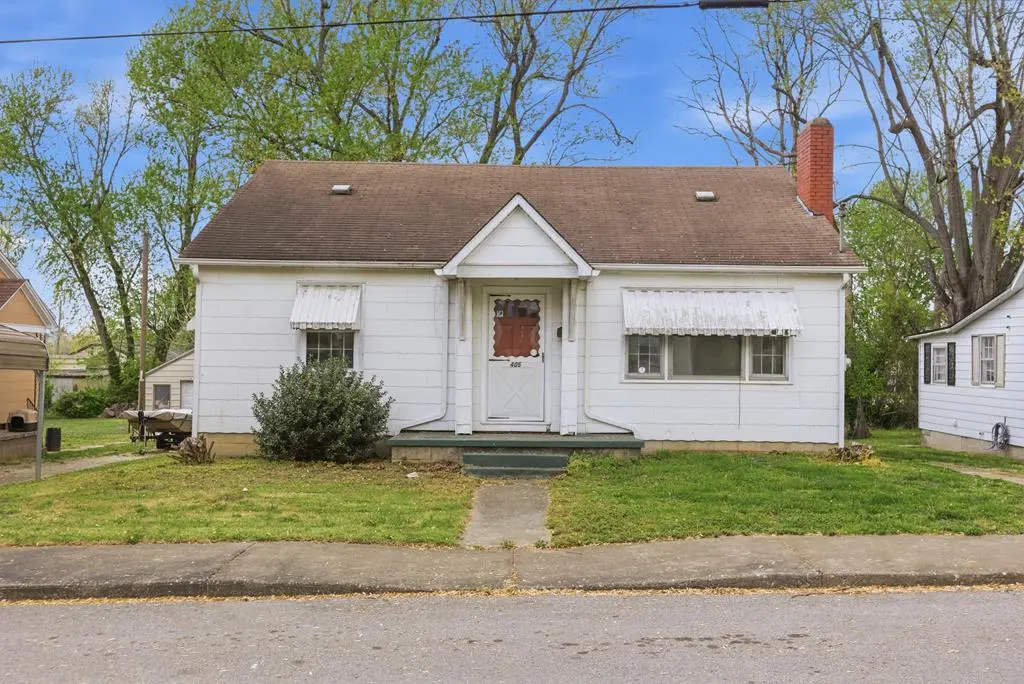 405 Woodson Ave