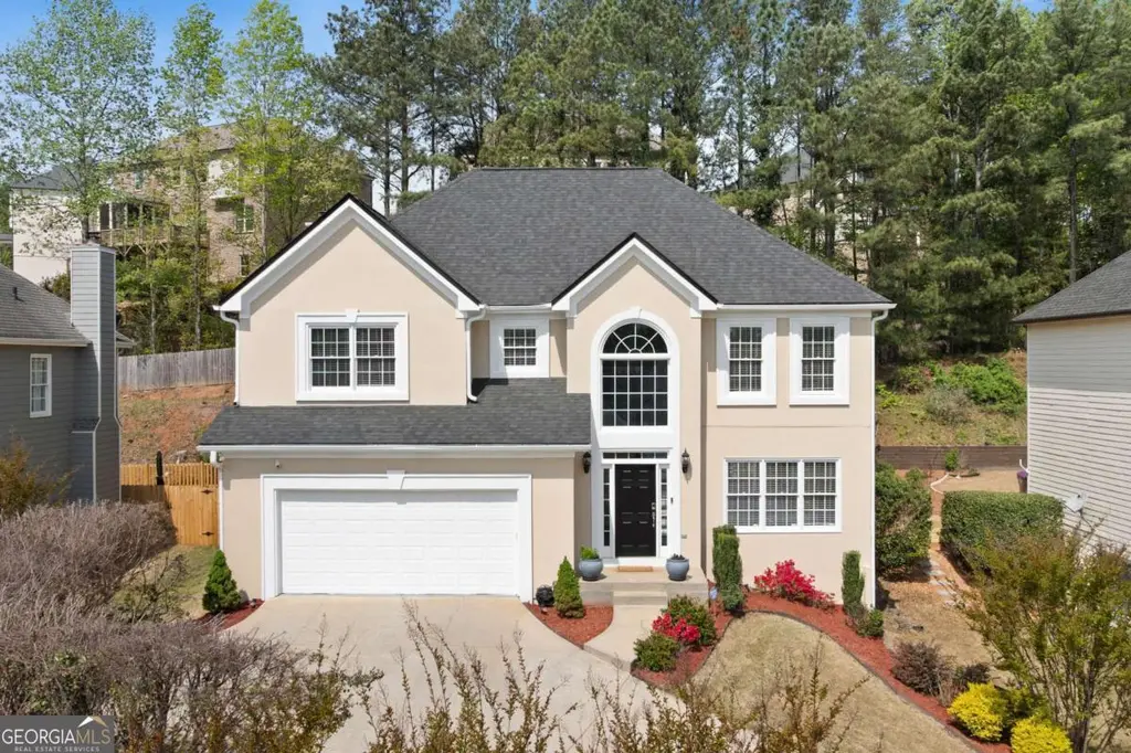 760 Gates Ln