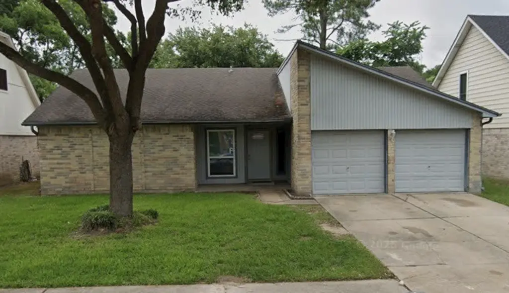 16534 Park Scot Dr