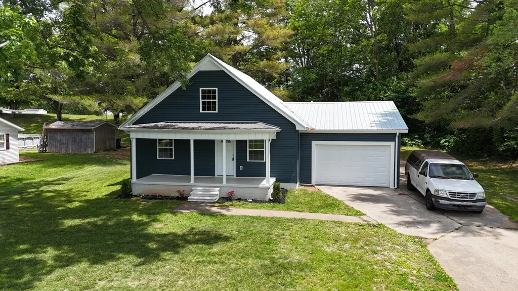 326 Murphy Ave
