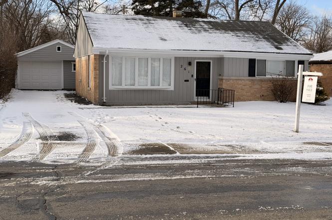 261 Minocqua St