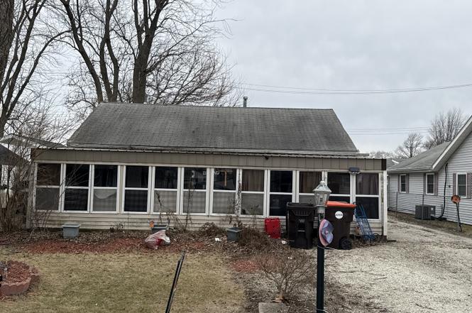 412 Sherwood Dr