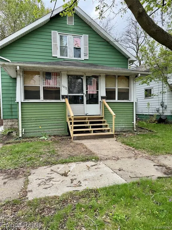 1652 Wisconsin Ave