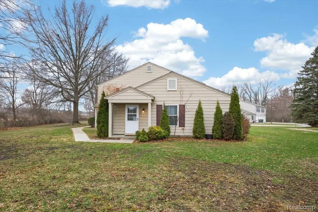 3121 Sunnyside Ct