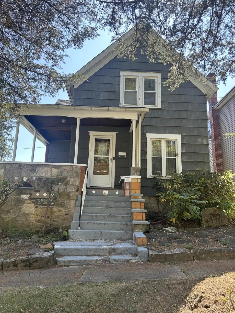 403 Water St