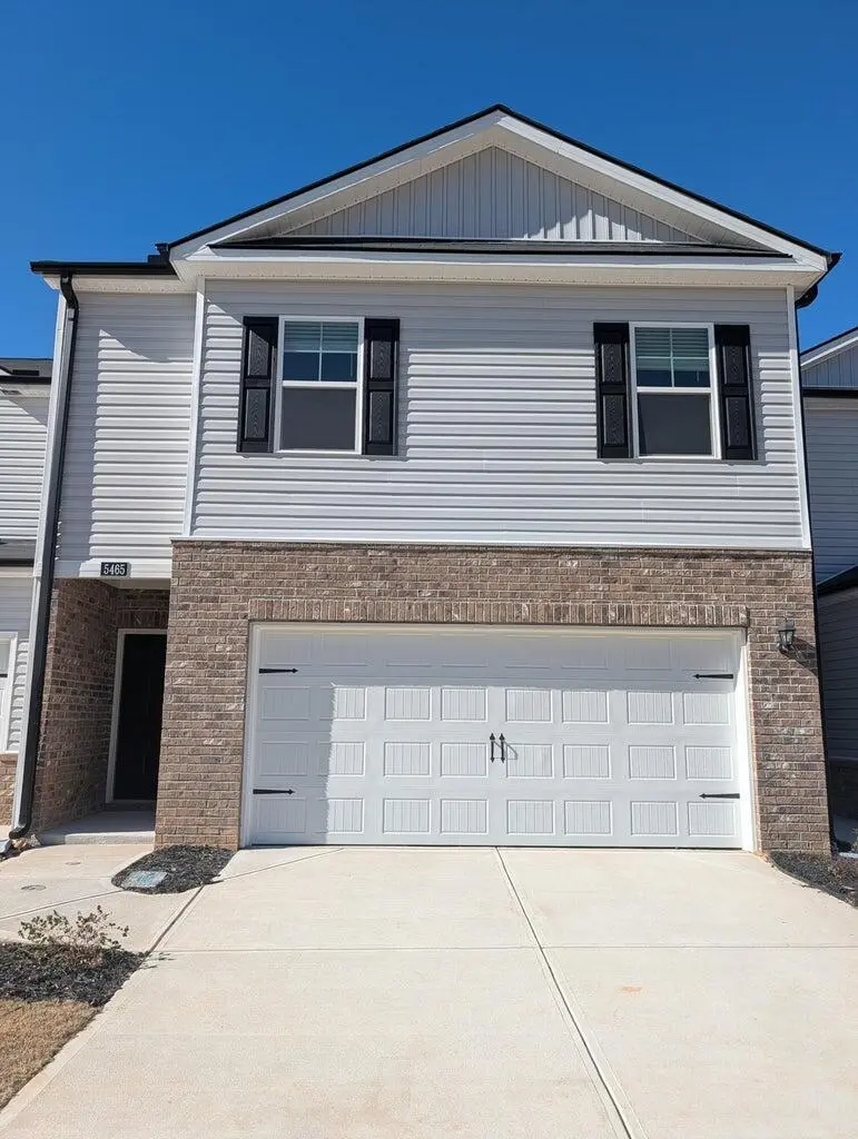 565 Aquamarine Row