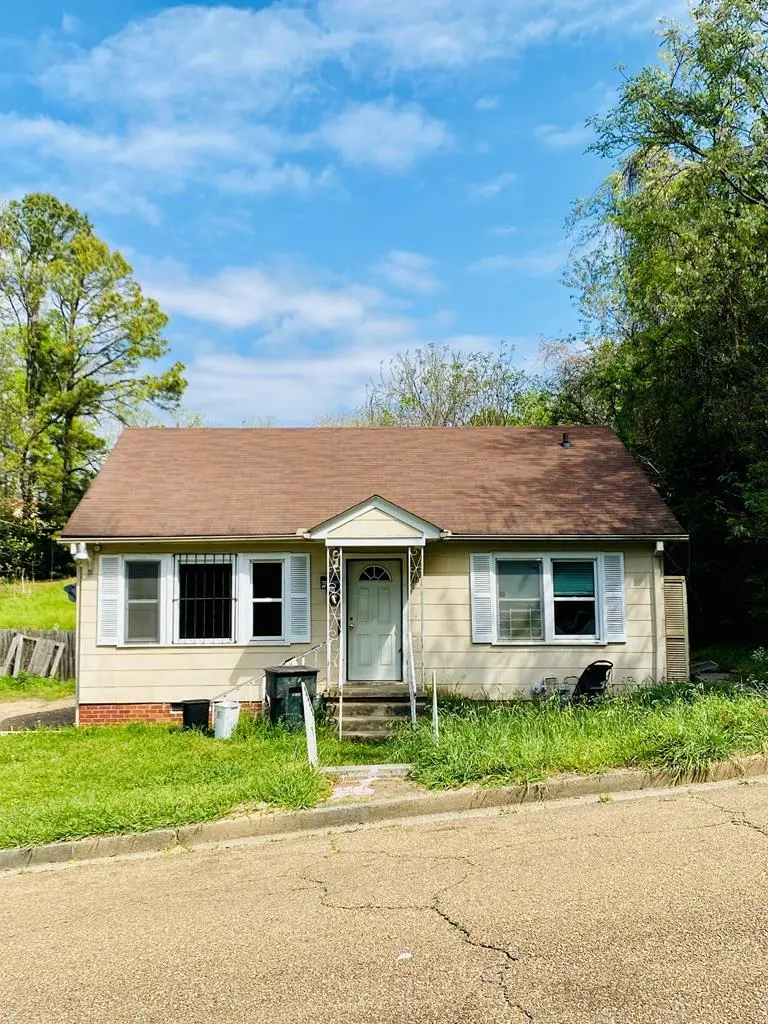 1417 East Ave