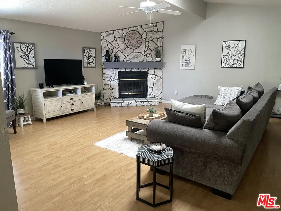 5001 W Florida Ave #566