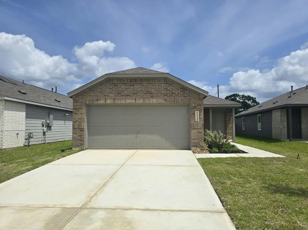 11736 Lazy Oak Creek Dr