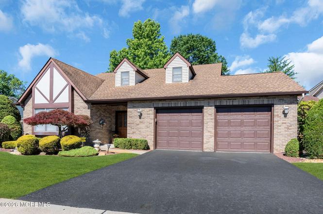 7 Abbey Ln