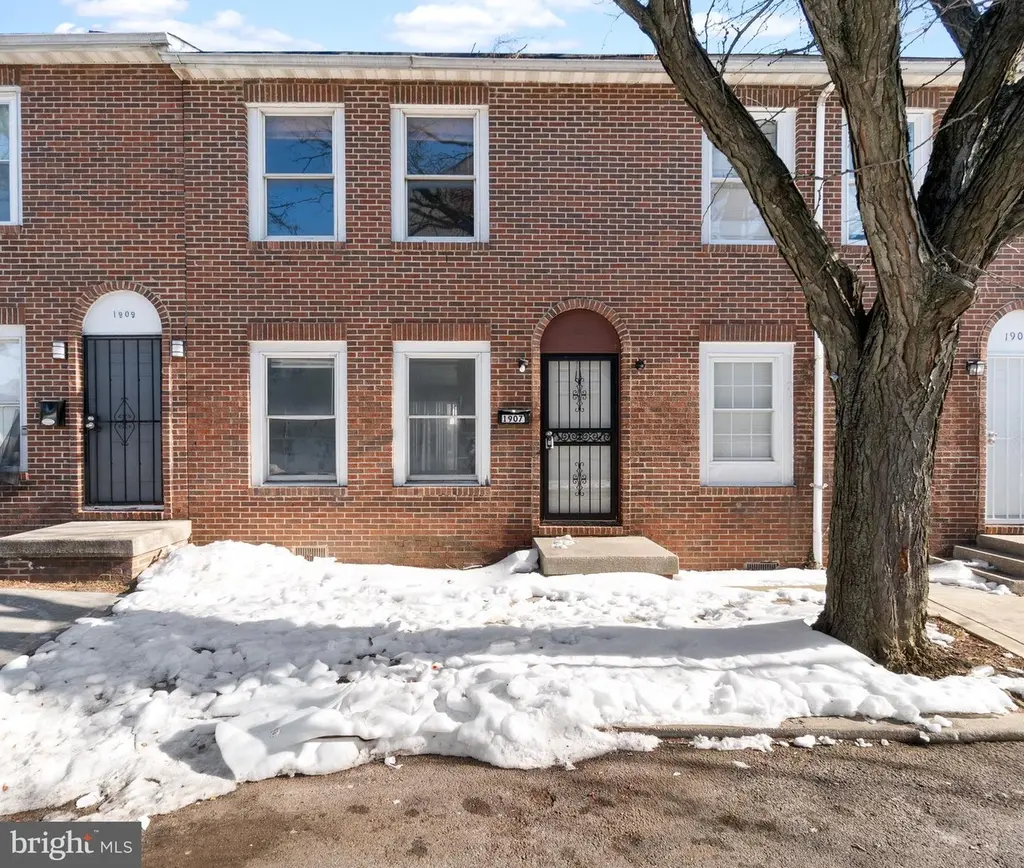 1907 Brunt St