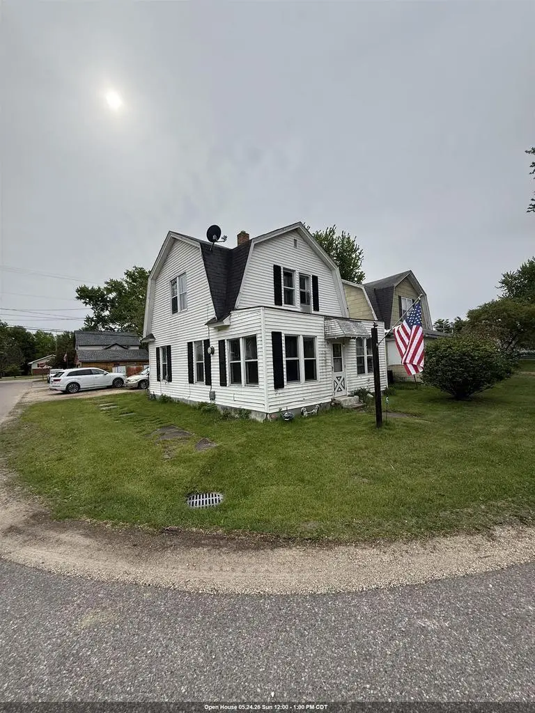 243 Maple St