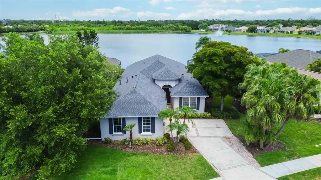 7407 Sea Island Ln