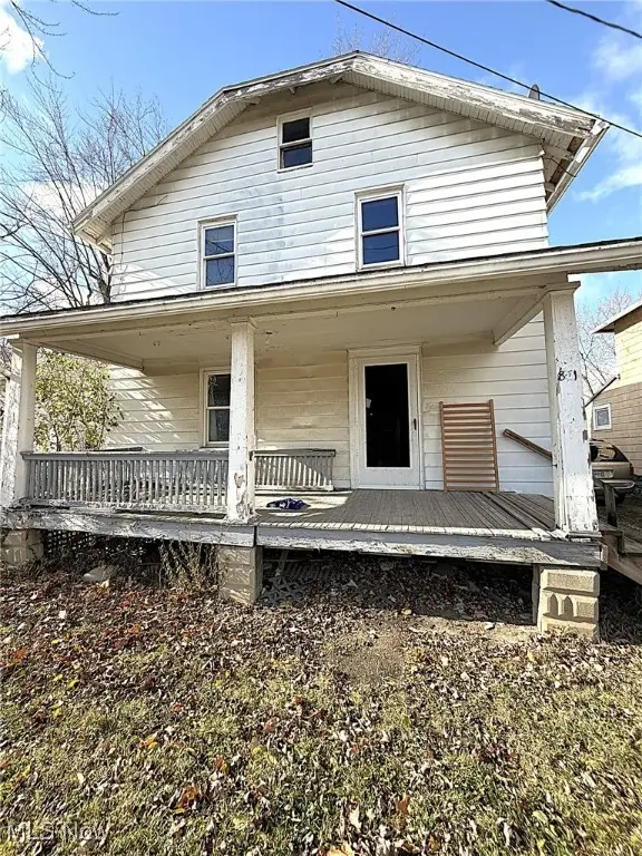 841 N Baxter St