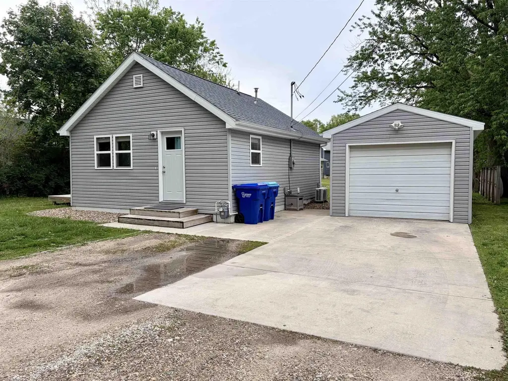 400 SE 8th Ave