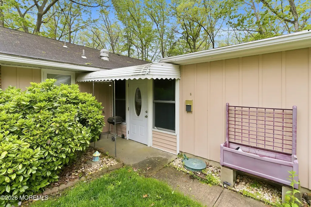 78B Dorchester Dr #1002