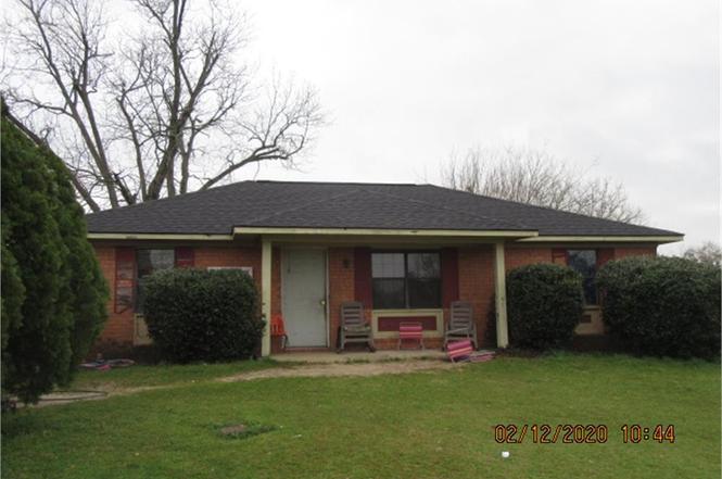 698 Felicia Ln