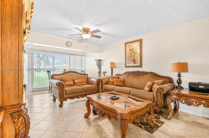 1521 NW 18th Ave #101