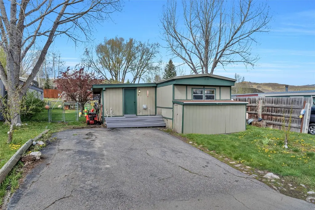 2900 W Acres Dr #57