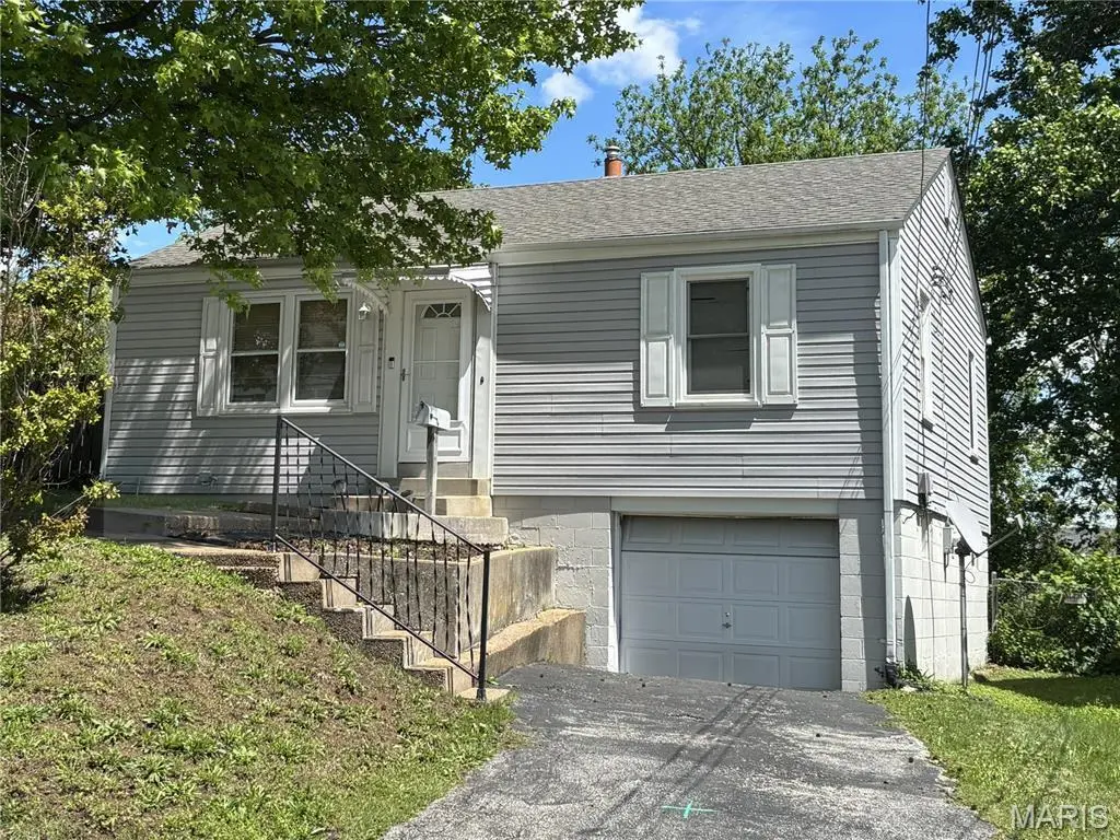 218 N Marguerite Ave