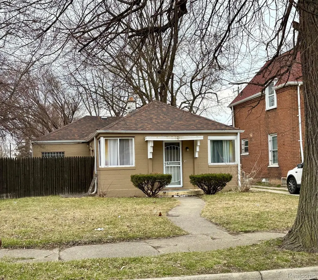 11205 Kennebec St