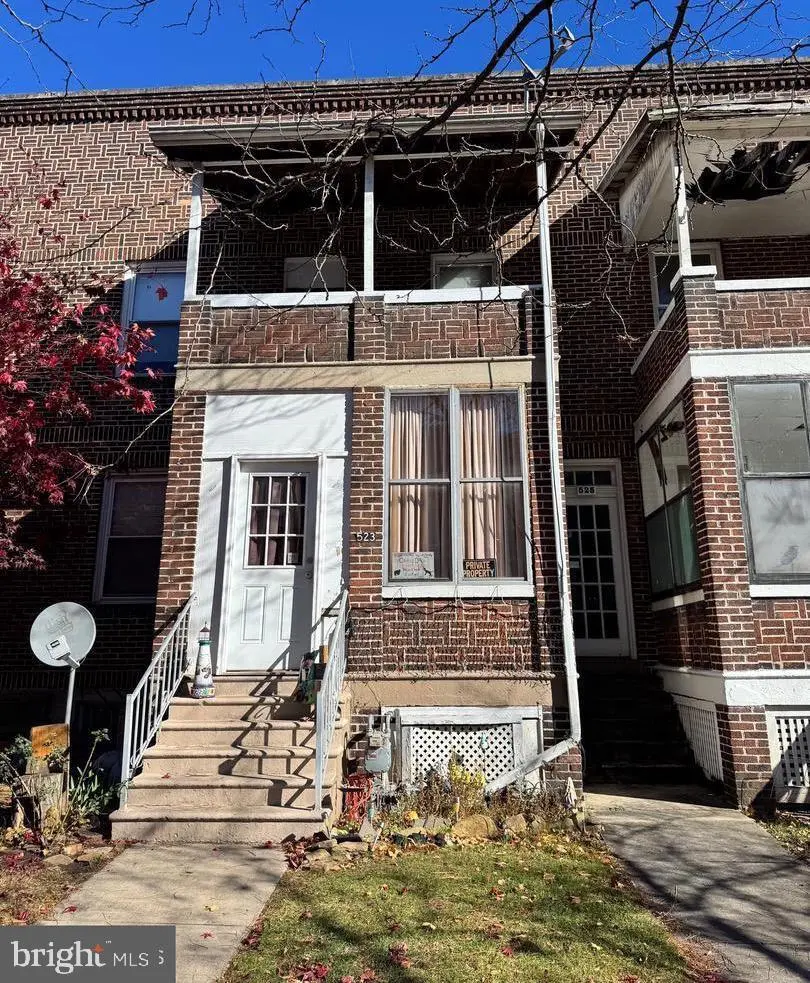 523-525 Maryland Ave