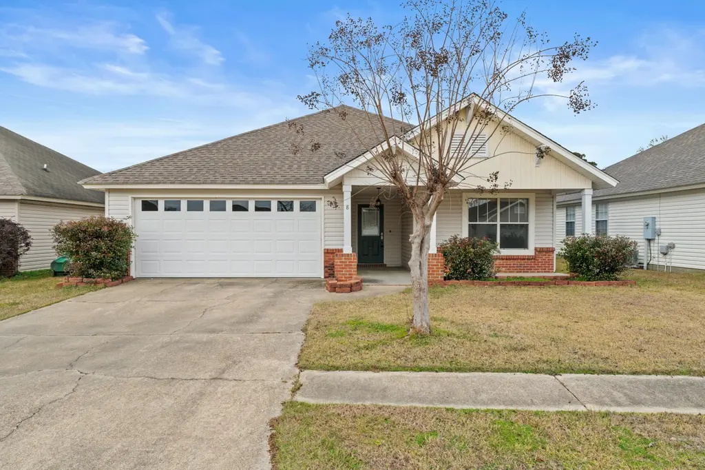 8 S Village Ln