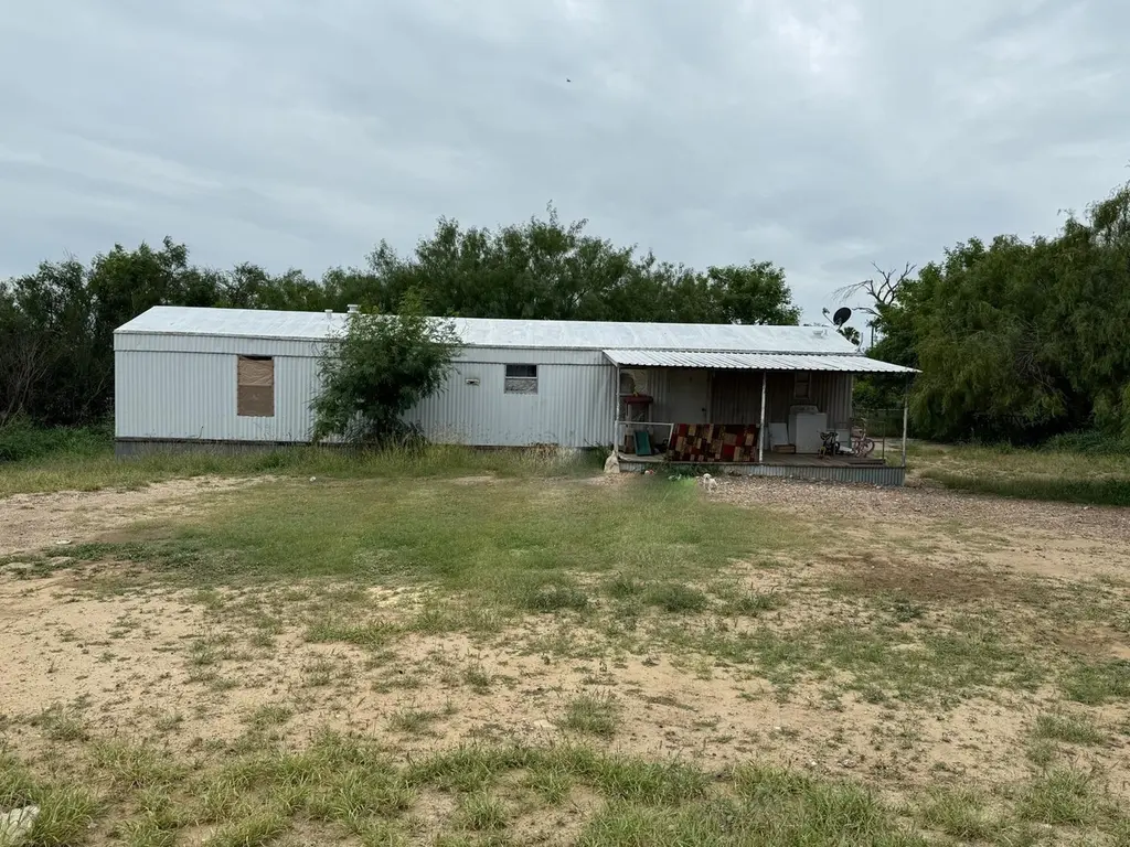 5325 Atwood Ln