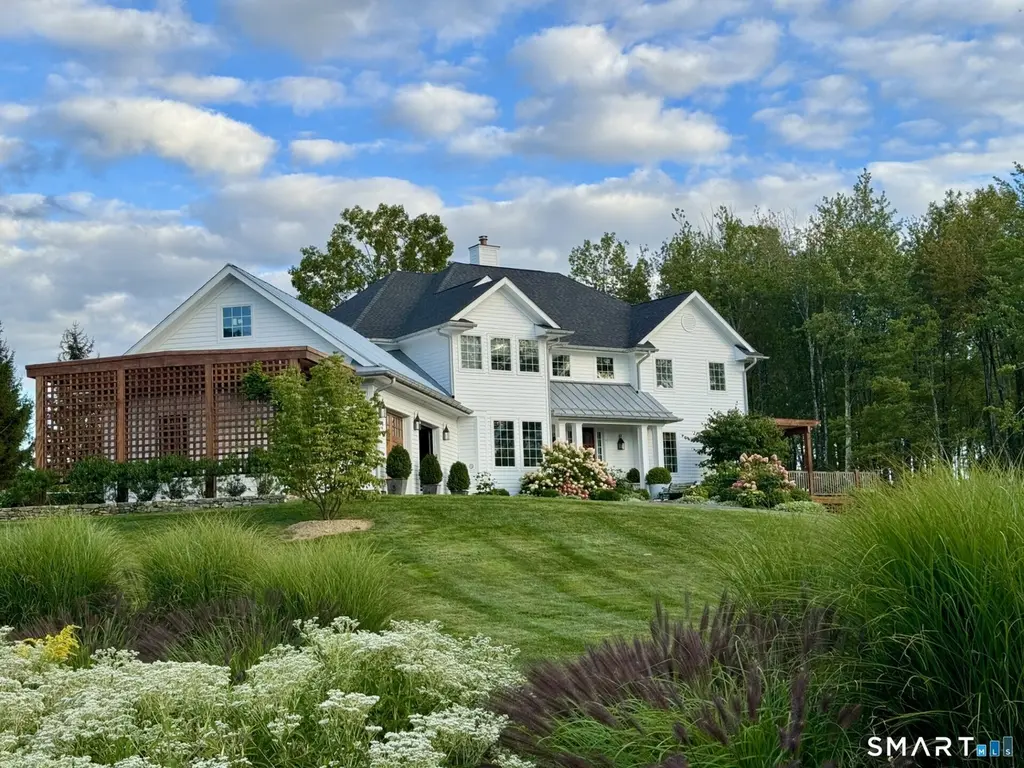 220 Painter Hill Rd