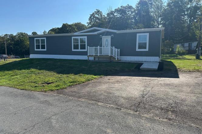 6 Evergreen Dr