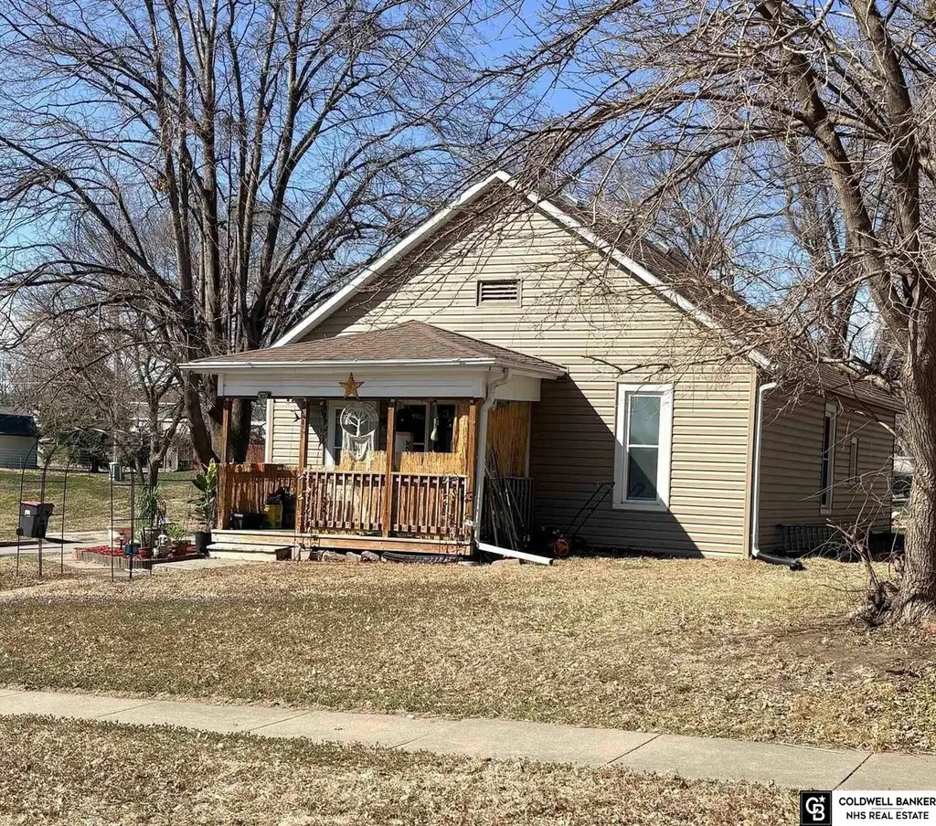 2401 N Chester St