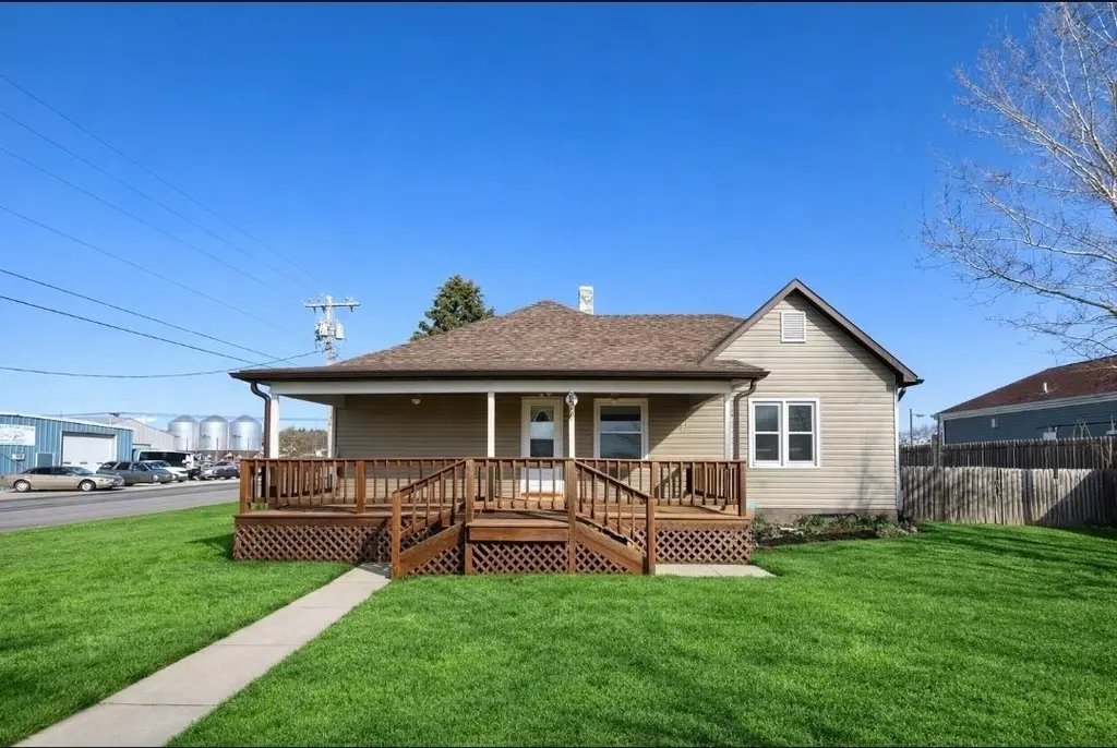 222 Saint Clare Ave