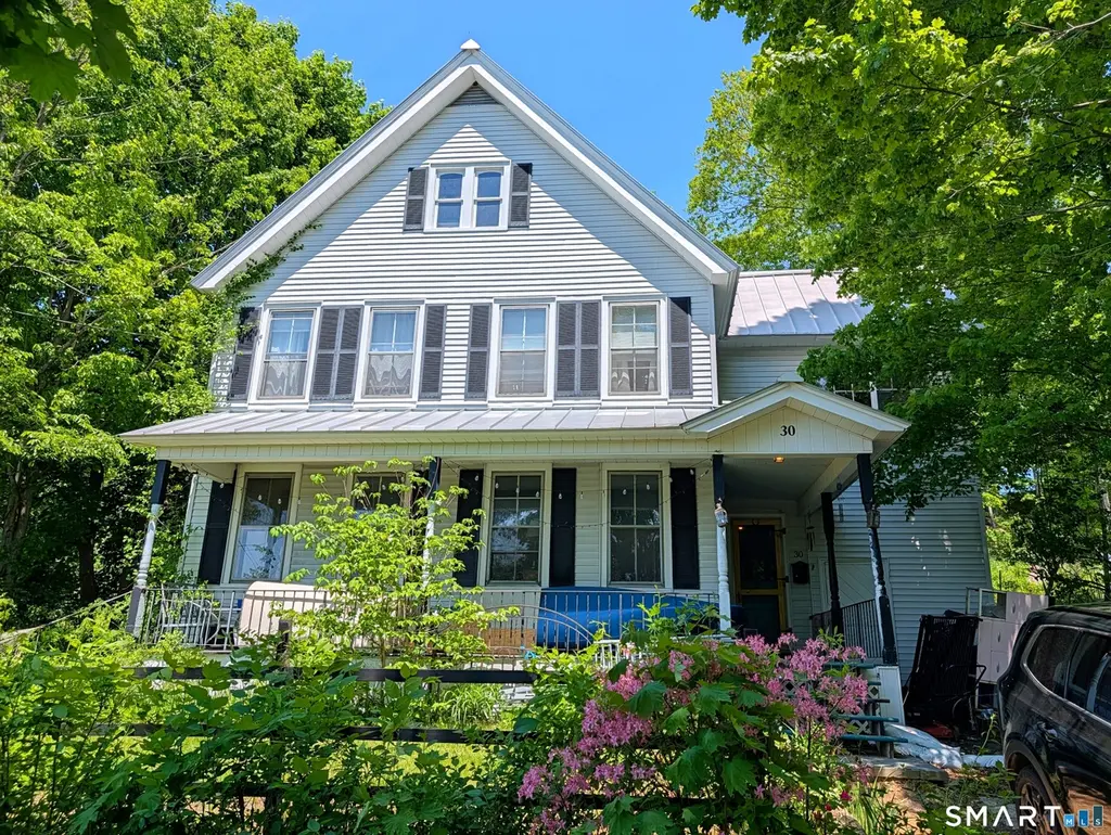 30 Upland Rd