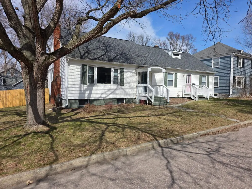 68-70 Morse Pl