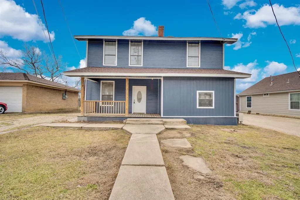 620 E Elm St