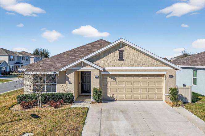 4656 Crossroads Ln