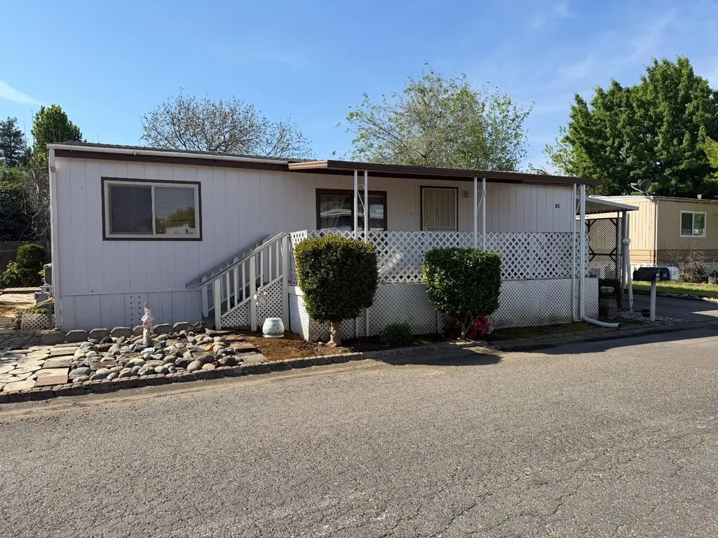 2160 Live Oak Blvd #31