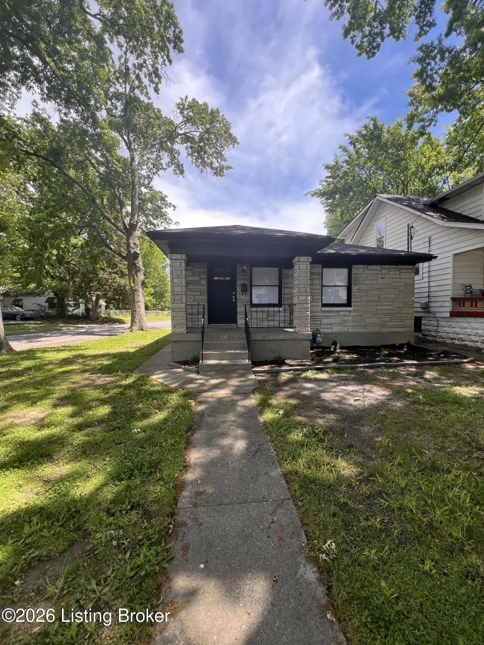 137 N 39th St