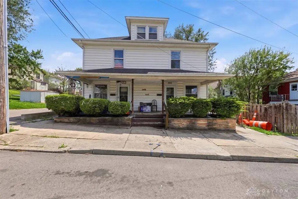1012 Lorain Ave #1010