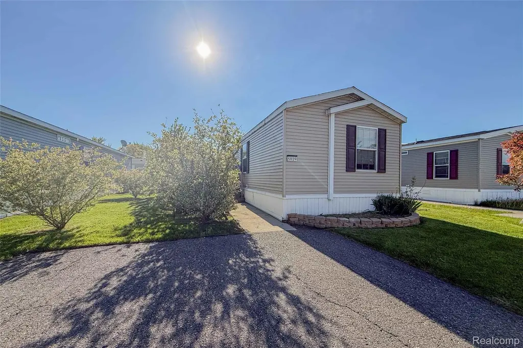 41021 Old Michigan Ave Ave Unit 39 A