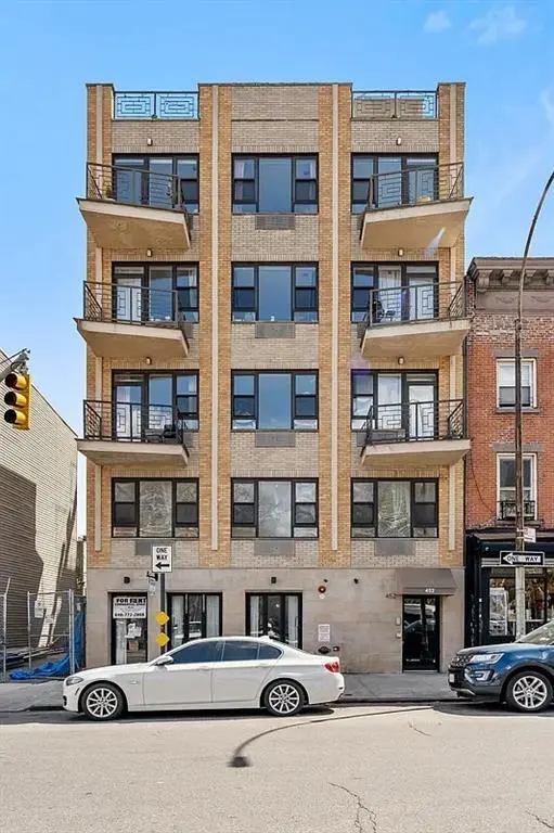 452 Lafayette Ave Unit 2F