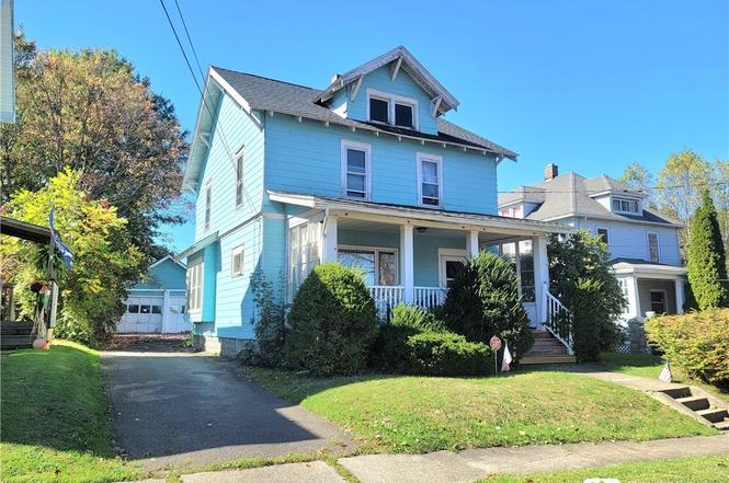 146 Sampson St