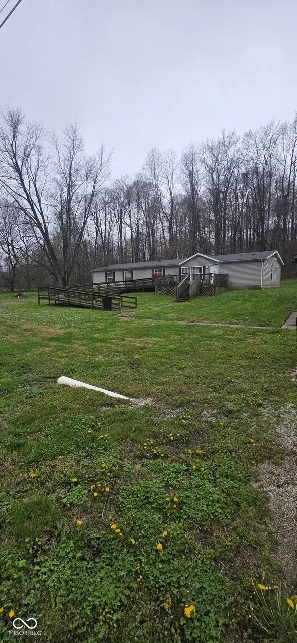 1562 S Bridgeton Rd