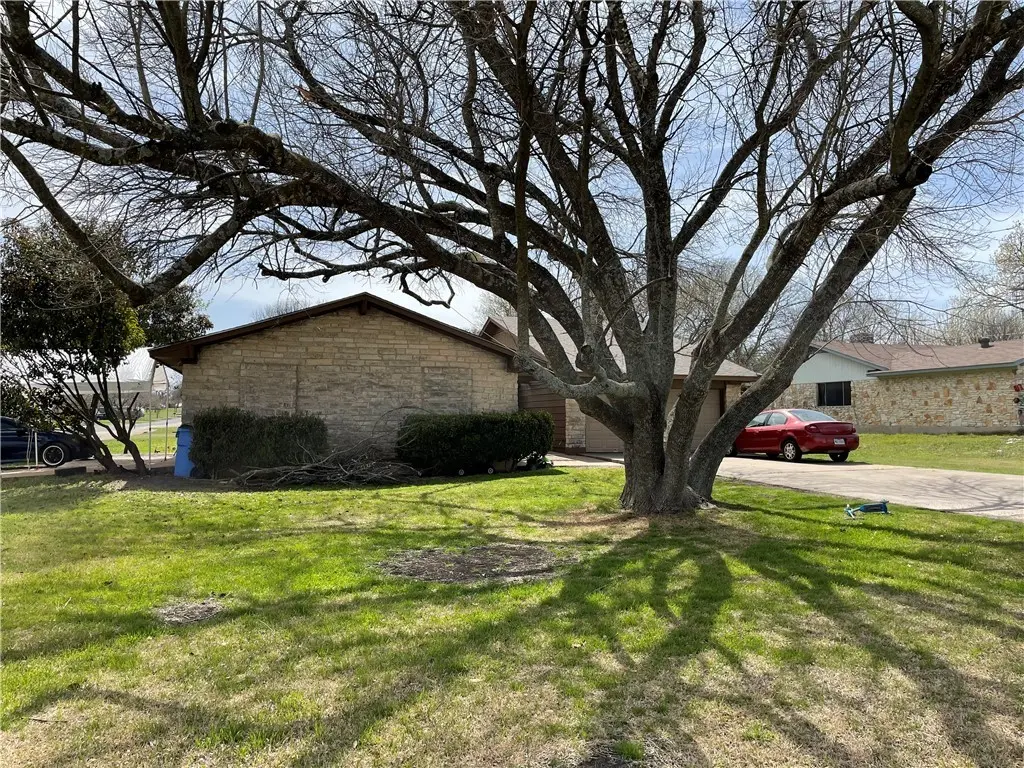 801 Old Austin Pflugerville Rd