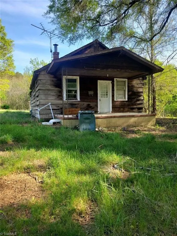 732 Friendly Rd