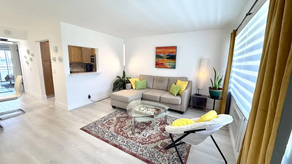 78 Harwood H Cres