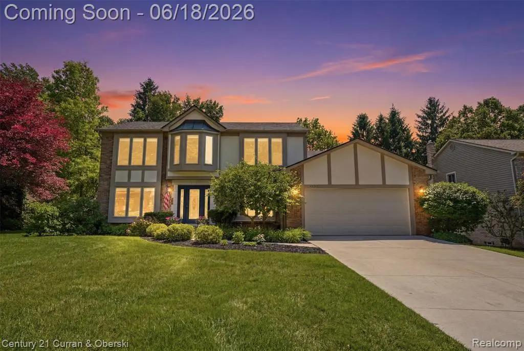 42149 Crestview Cir