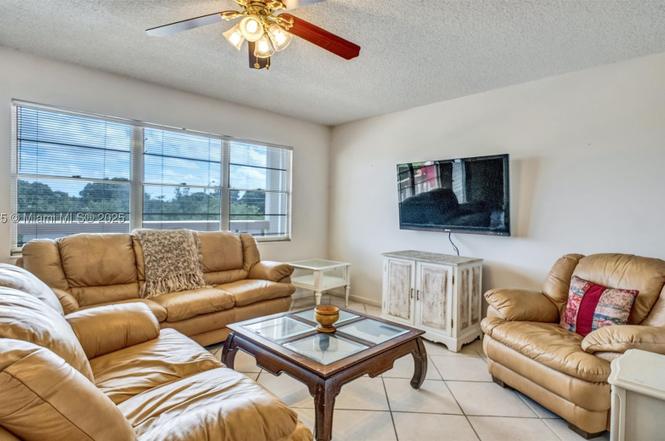 3087 Newport S #3087