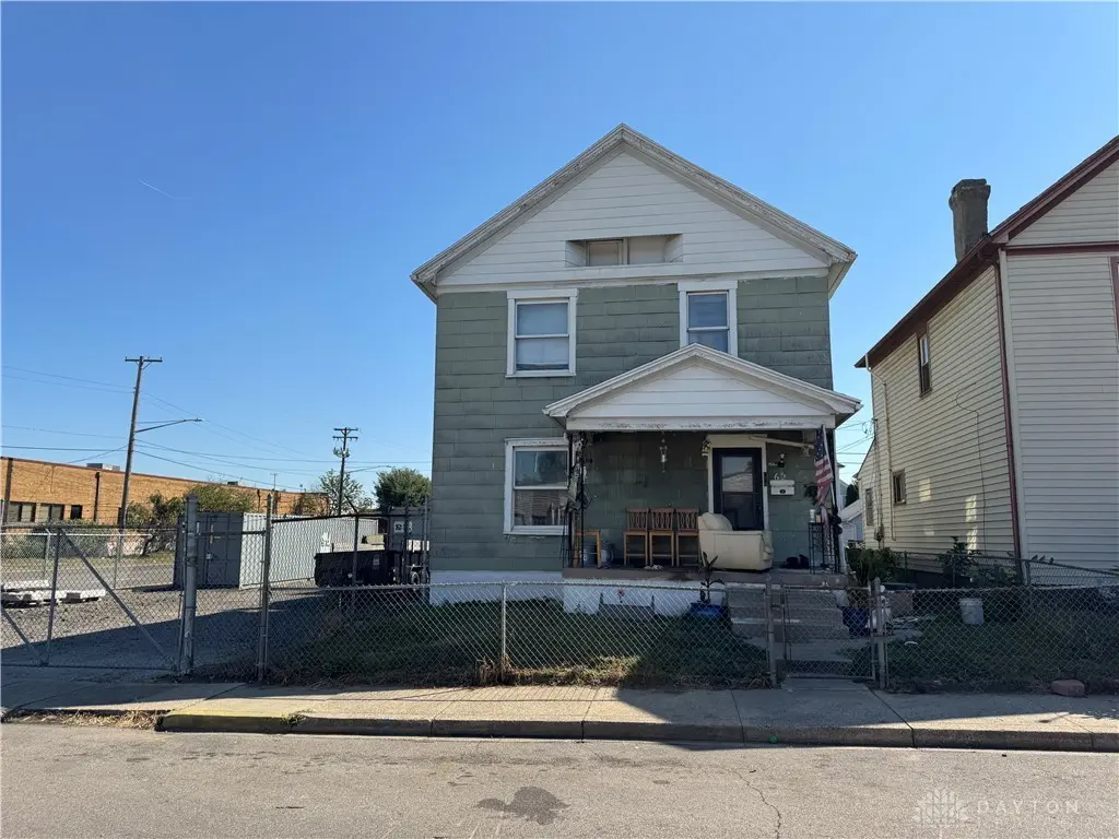 62 Brenner Ave